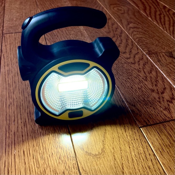 Work Light LED COB Portable 2 Way Standing Emergency Lite Battery Flashlight 6x4 - Picture 3 of 11